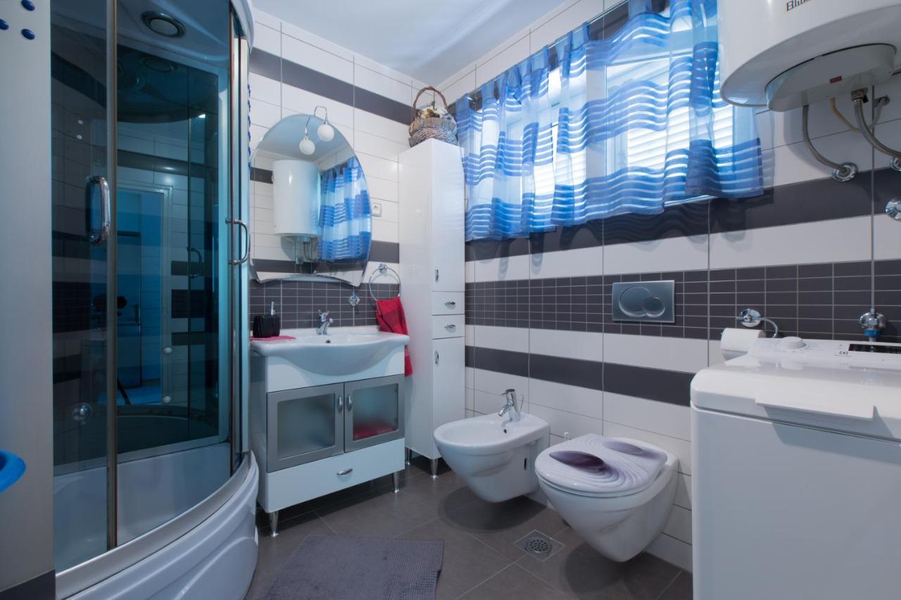 Apartman Mladenka Dramalj Exterior foto