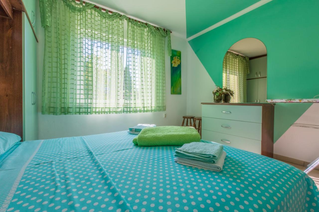 Apartman Mladenka Dramalj Exterior foto