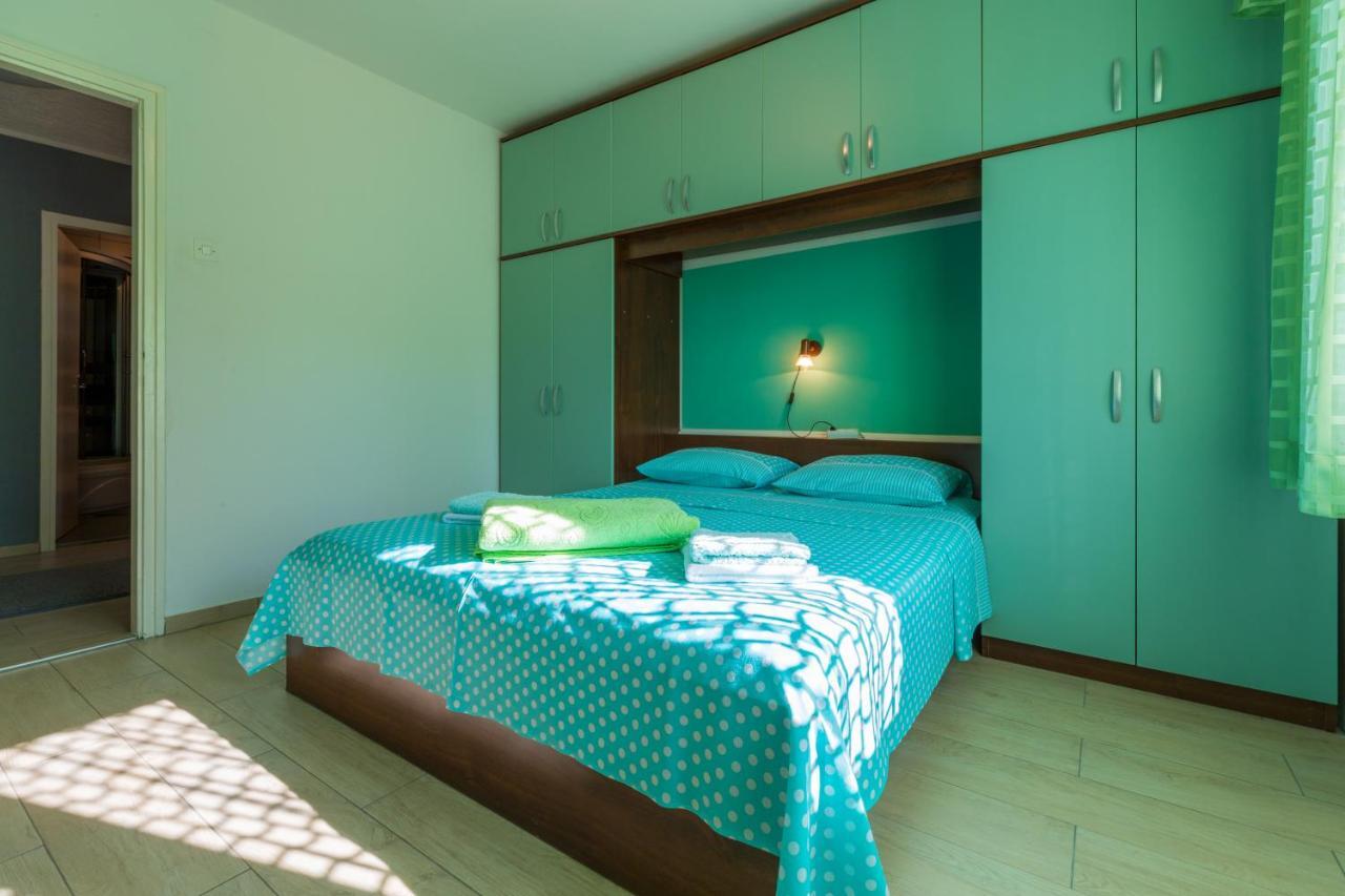 Apartman Mladenka Dramalj Exterior foto