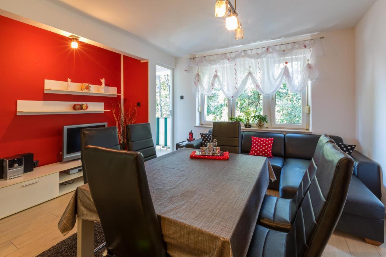 Apartman Mladenka Dramalj Exterior foto